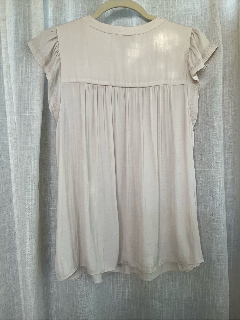Embroidered Tassel-Tie Flutter Sleeve Top - Picture 2 of 7